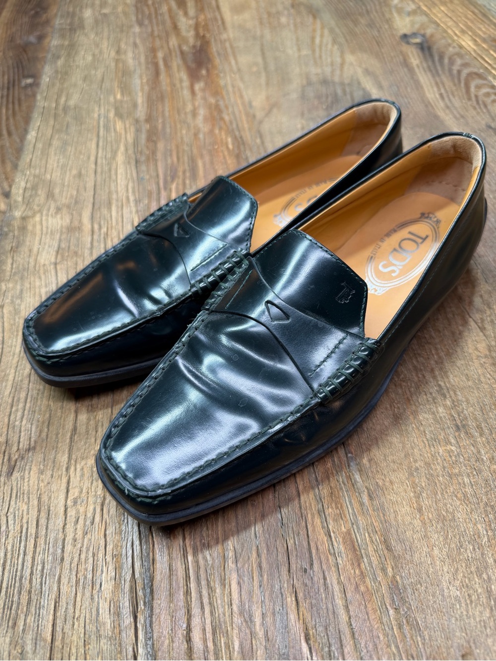 Tod's Women's Dark Green Leather Penny Loafers Size 37 ~ US 7 - Picture 2 of 15
